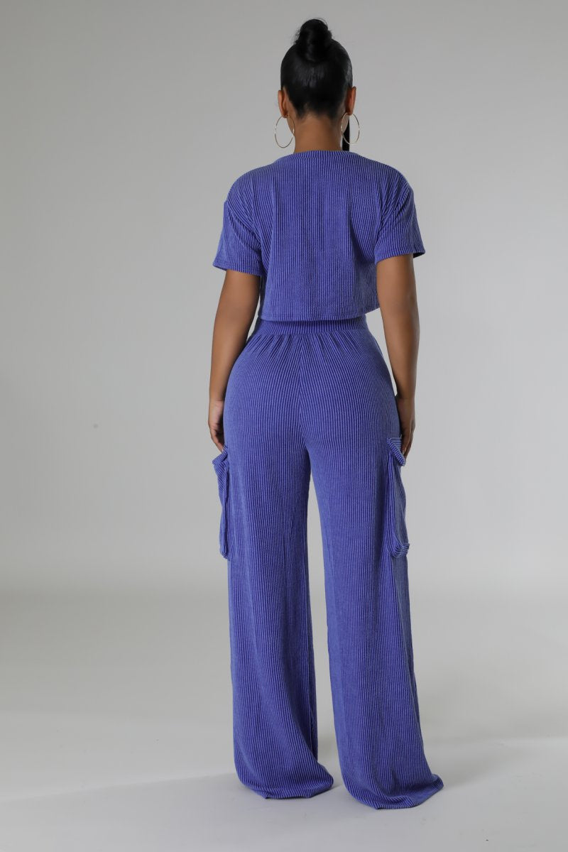 Lightly Cropped Cargo Sets